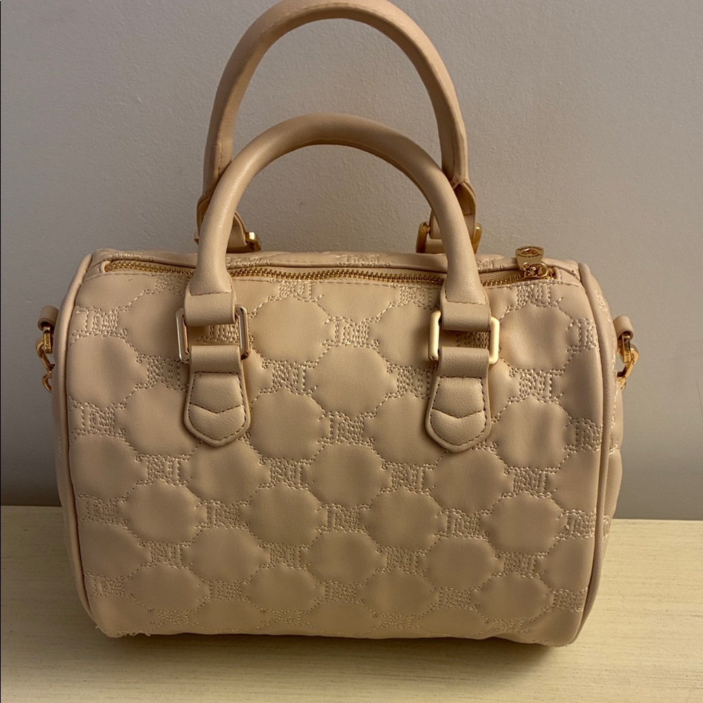 NWT 💖 Juicy Couture Quilted Beige Satchel with Pearl Accent - Picture 2 of 8